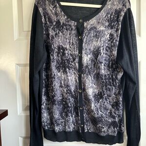 Jones New York Black and Gray Patterned Button-Front Cardigan